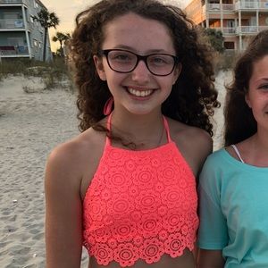 Meet your Posher, Ava